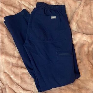 Lightly worn FIGS Yola Skinny Scrub Pants- xs reg